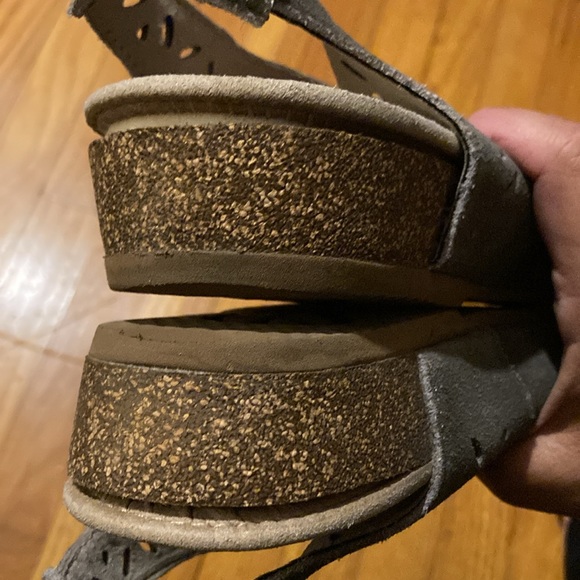 Aetrex shoes grey suede - Picture 8 of 10